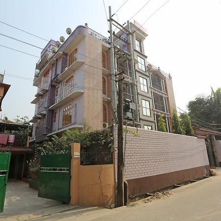 Super Hotel O Cherry City Cottage Dispur Esterno foto