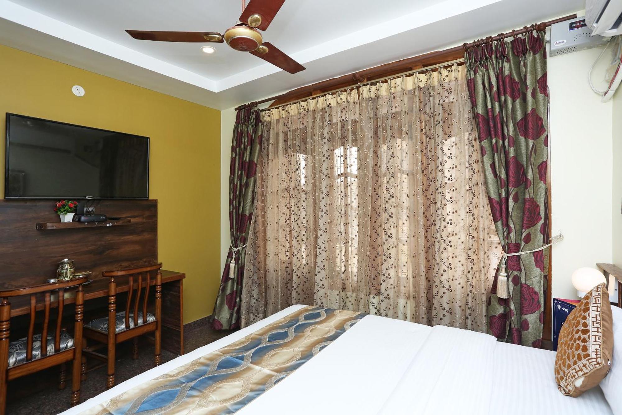 Super Hotel O Cherry City Cottage Dispur Esterno foto