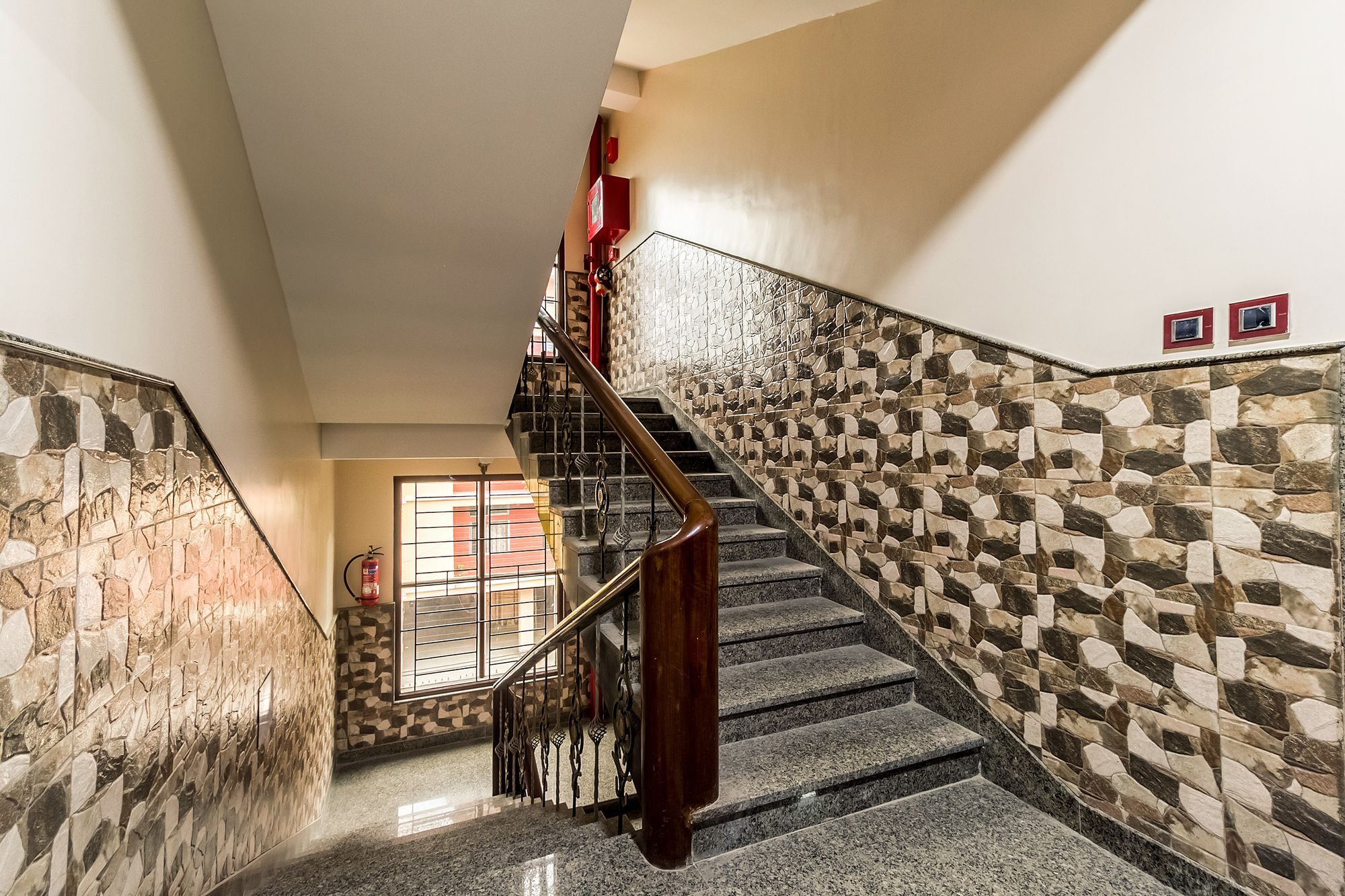 Super Hotel O Cherry City Cottage Dispur Esterno foto